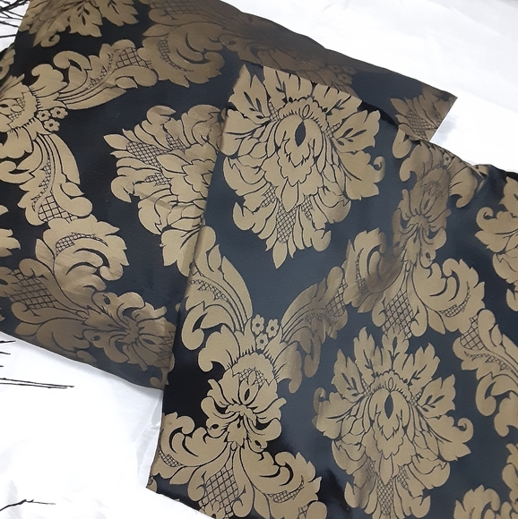 Custom made throw pillow cases. - Picture 7 of 8